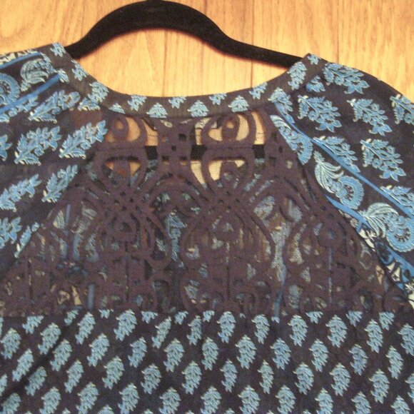 Zac & Rachel Size Large Navy Lace Trim Sheer Lightweight Chic 3/4 Sleeve Blouse - Picture 6 of 6
